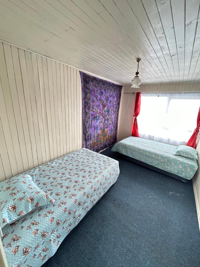 Purple Fox Hotel Ancud Bagian luar foto